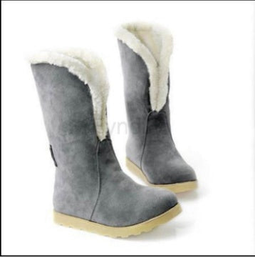 Autumn and winter cold and warm West Shi velvet two kinds of wearing lamb hair flat snow boots boots